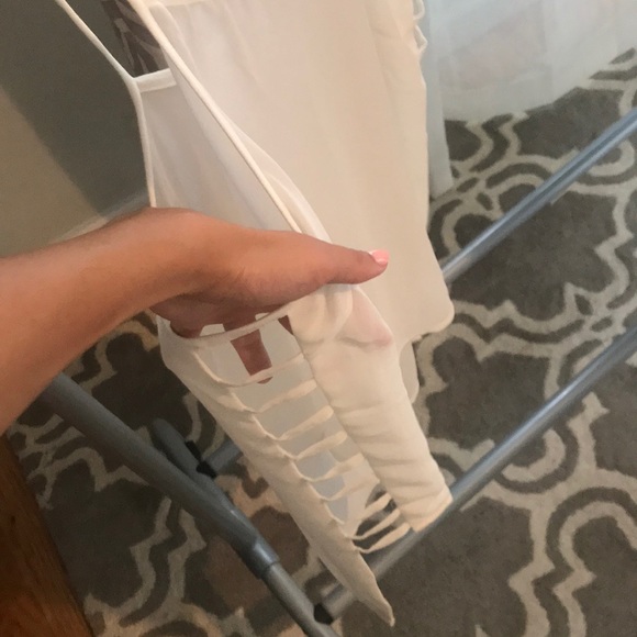 Millau Side Cut out Top - Picture 2 of 4